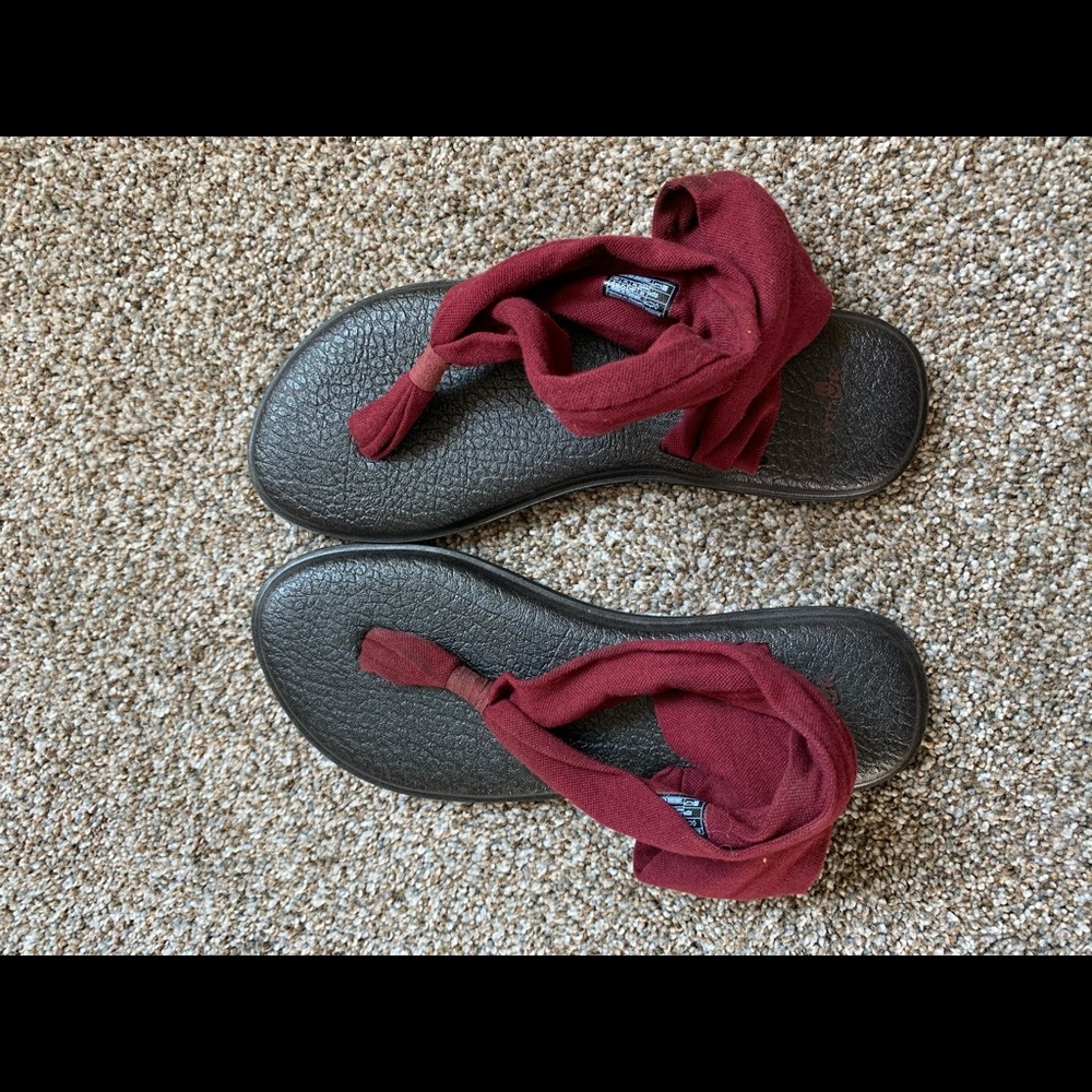 Women’s Sanuk Sandal Size 9